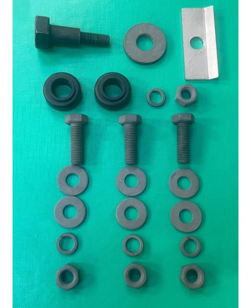 LROE_CH_2542 - Front Underseat Fuel Tank Fitting Kit