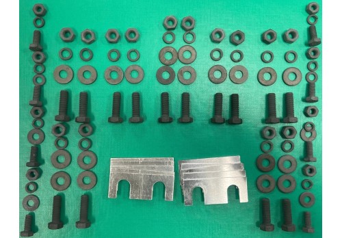 LROE_RB_001 - Rear Body to Chassis Mounting Kit 88"