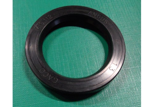 Front Axle Oil Seal 217400