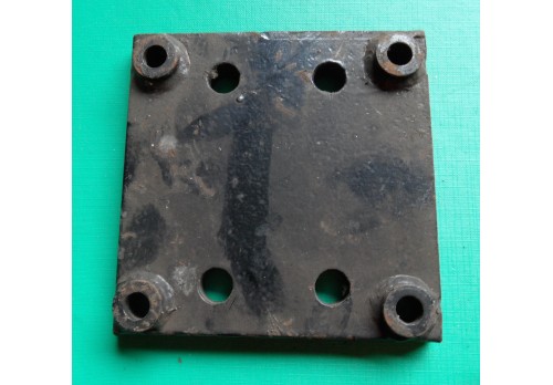 NATO / Military Tow Jaw to Civilian Crossmember Adaptor Plate 245599