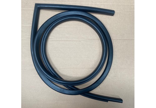 Hardtop Roof to Side Panel Seal RH 334610 (334612)