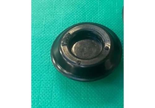 338015 - Plastic Blanking Plug (1/2" hole)