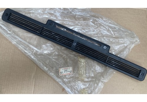 346893 - Windscreen Demister Vent (Series 3 to Oct 1975)