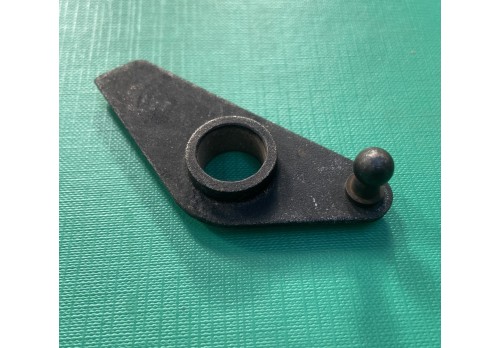 504621 - Carburettor Relay Lever (Ball Type Control Rod)