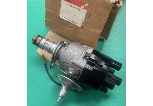 574147 (ERC3249) (ERC6985) (ETC5835) (ERC8520) - 2.25 Petrol LUCAS 45D4 Distributor 