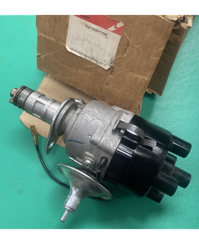 574147 (ERC3249) (ERC6985) (ETC5835) (ERC8520) - 2.25 Petrol LUCAS 45D4 Distributor 