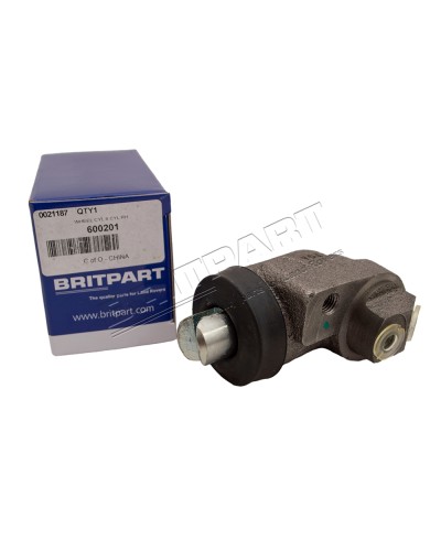 Brake Wheel Cylinder RH Front (2.6 6 Cylinder) (Stage 1 V8) (Forward Control) (1-Ton) 600201