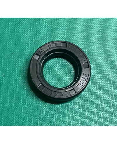 Land Rover mk2 Hydraulic Winch Motor Shaft Oil Seal 605334