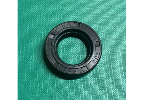 Land Rover mk2 Hydraulic Winch Motor Shaft Oil Seal 605334