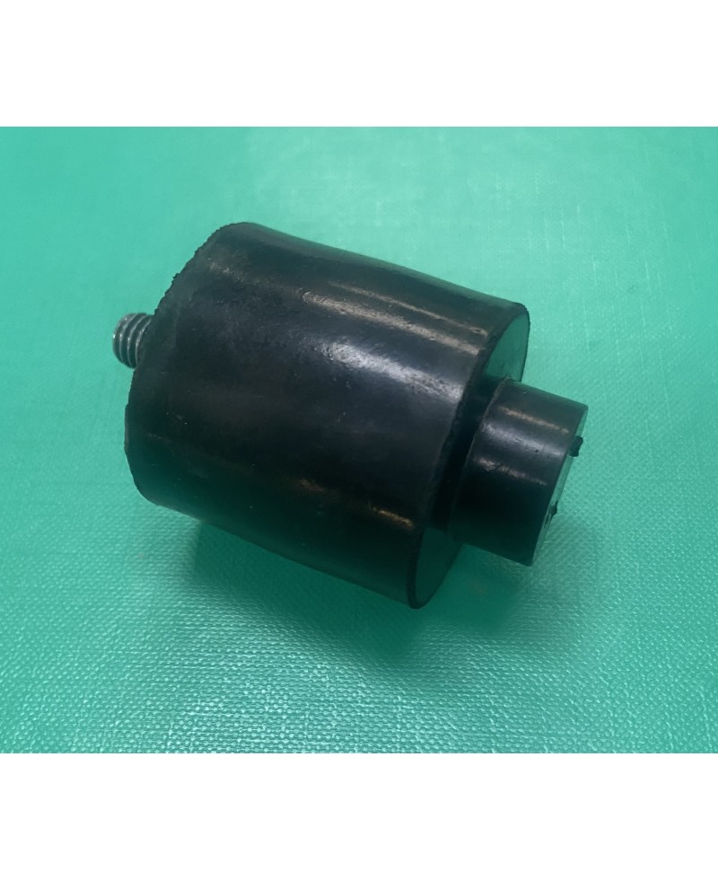 MRC4619 - Bonnet Mounted Spare Wheel Carrier Rubber Buffer Stage 1 V8